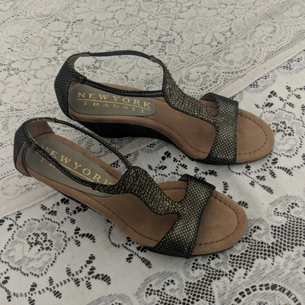 New York Transit .Wedge Shoes.Great Condition.size 7